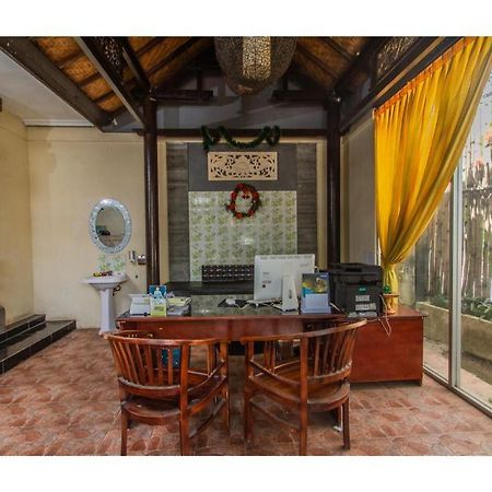 จิมบารัน เลสตารี โฮเต็ล แอนด์ เรสซิเดนซ์ Hotel จิมบาราน ภายนอก รูปภาพ