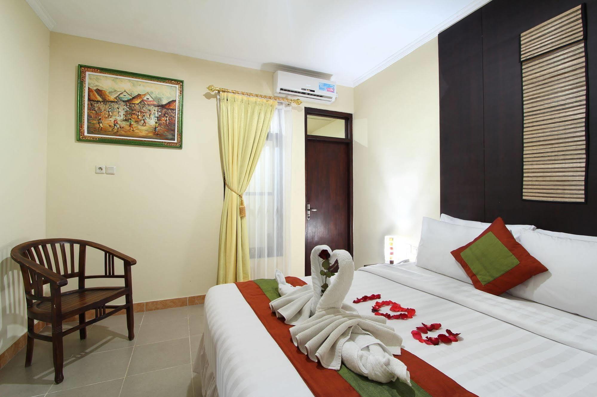 จิมบารัน เลสตารี โฮเต็ล แอนด์ เรสซิเดนซ์ Hotel จิมบาราน ภายนอก รูปภาพ