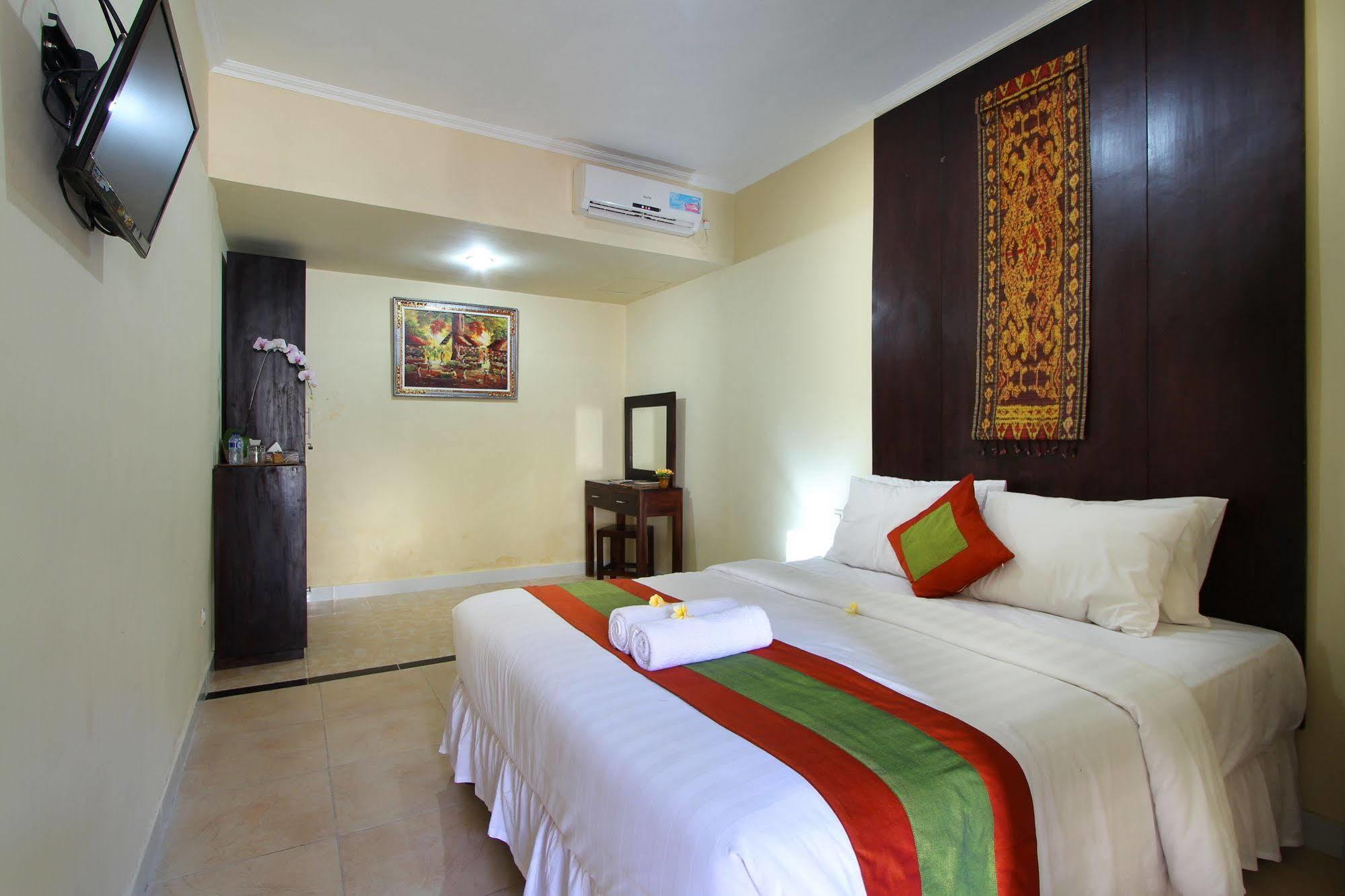 จิมบารัน เลสตารี โฮเต็ล แอนด์ เรสซิเดนซ์ Hotel จิมบาราน ภายนอก รูปภาพ