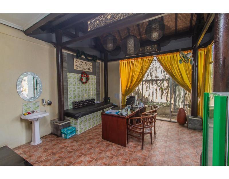 จิมบารัน เลสตารี โฮเต็ล แอนด์ เรสซิเดนซ์ Hotel จิมบาราน ภายนอก รูปภาพ