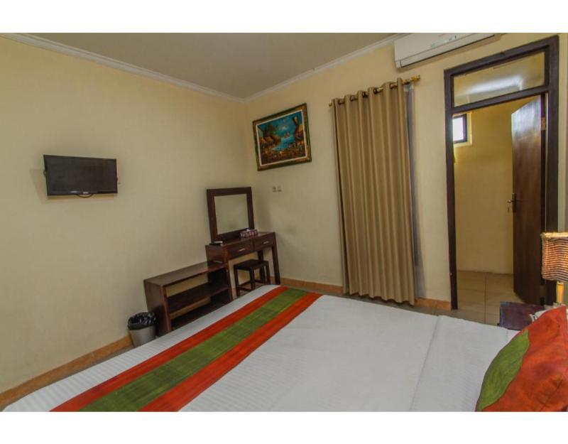 จิมบารัน เลสตารี โฮเต็ล แอนด์ เรสซิเดนซ์ Hotel จิมบาราน ภายนอก รูปภาพ