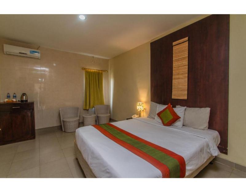 จิมบารัน เลสตารี โฮเต็ล แอนด์ เรสซิเดนซ์ Hotel จิมบาราน ภายนอก รูปภาพ