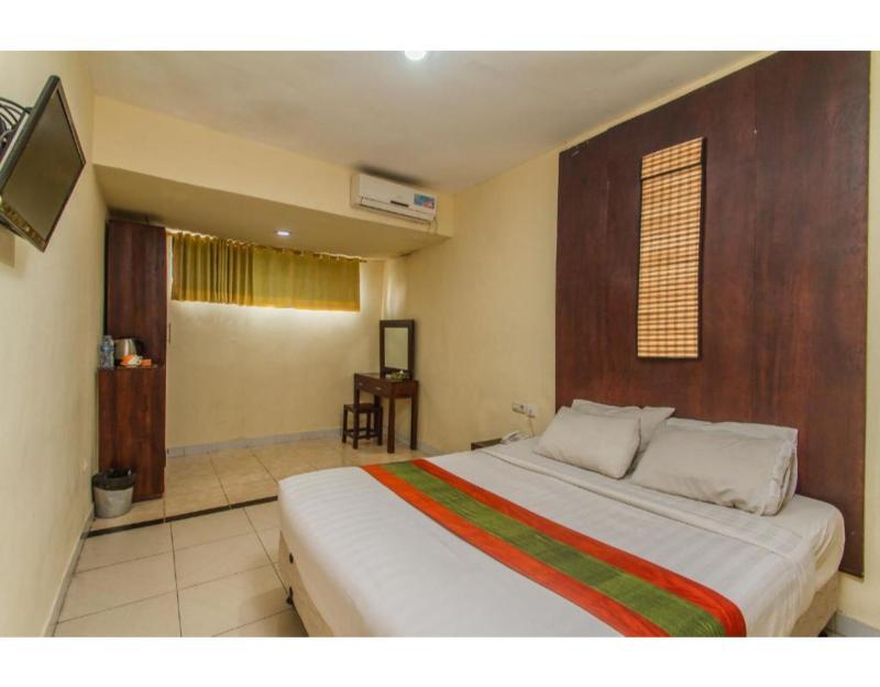 จิมบารัน เลสตารี โฮเต็ล แอนด์ เรสซิเดนซ์ Hotel จิมบาราน ภายนอก รูปภาพ